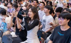 开云足球直播-东方王朝杯赛季正式开幕，揭幕战惊险落幕