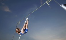 开云体育在线-步行者加时鏖战擒76人，福克斯攻防转换定乾坤