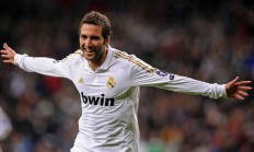 开云足球直播-新王登基还是时代更迭？辛纳ATP总决赛横扫法网冠军，宣告男子网坛进入状态优先时代