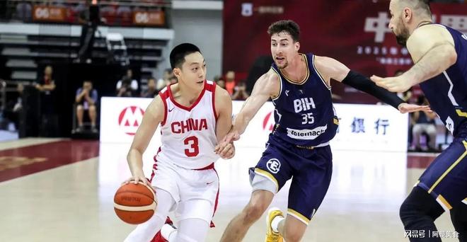 中国男篮碾压法国男篮,布克高光表现的简单介绍 中国男篮碾压法国男篮,布克高光表现的简单介绍