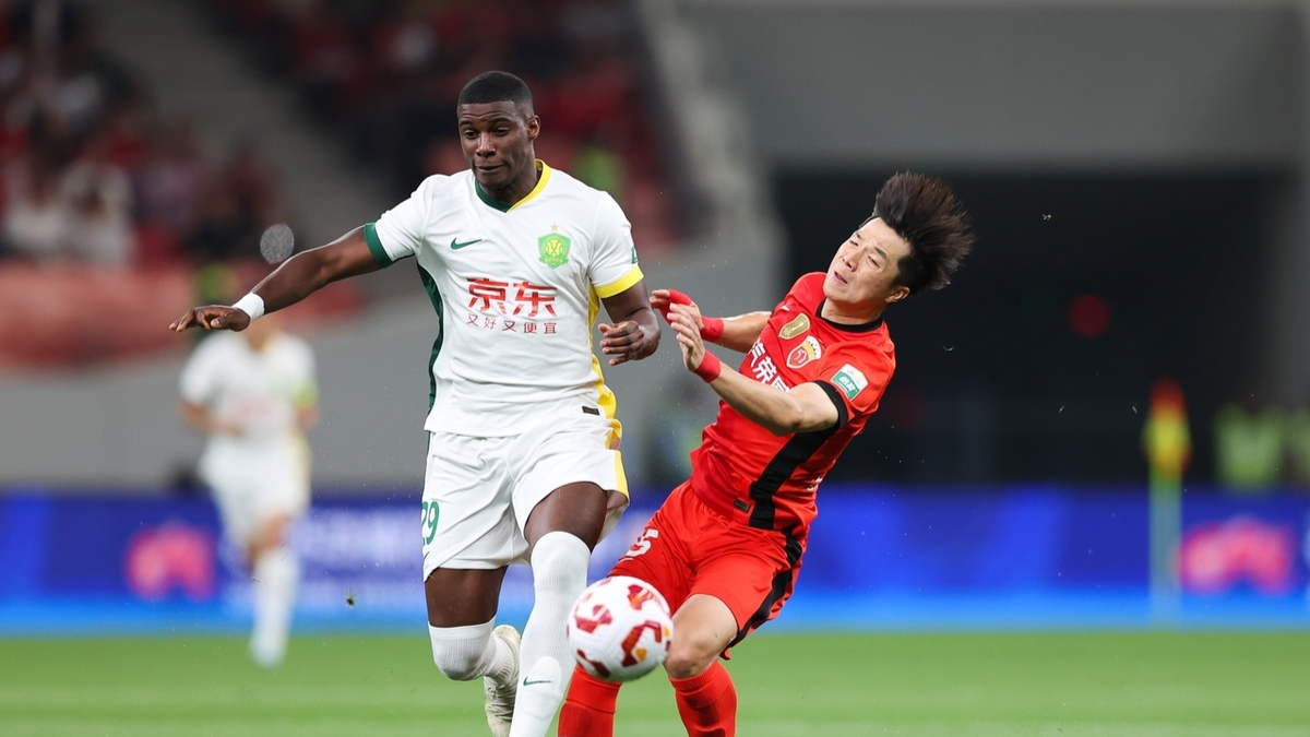 关于主教练挥手示意,球员打劫补射得手的信息 关于主教练挥手示意,球员打劫补射得手的信息