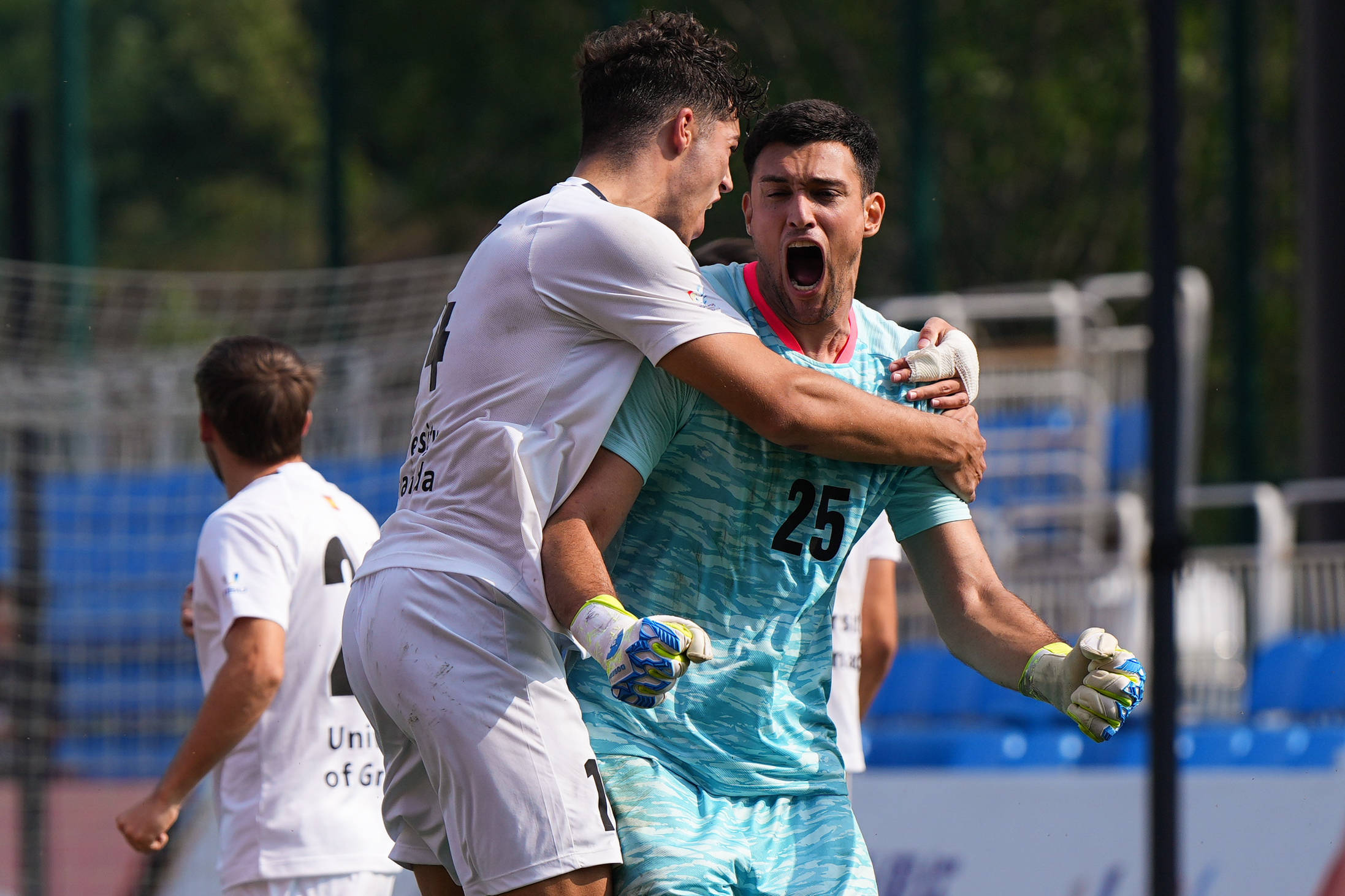 关于格拉纳达力争客场击败比利亚雷亚尔的信息