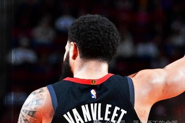 俄罗斯篮球队逆转胜利，惊险夺金！的简单介绍