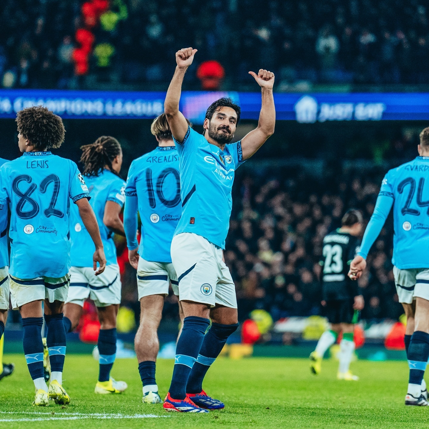 关于曼城战胜亚特兰大，欧冠出线态势蒸蒸日上的信息