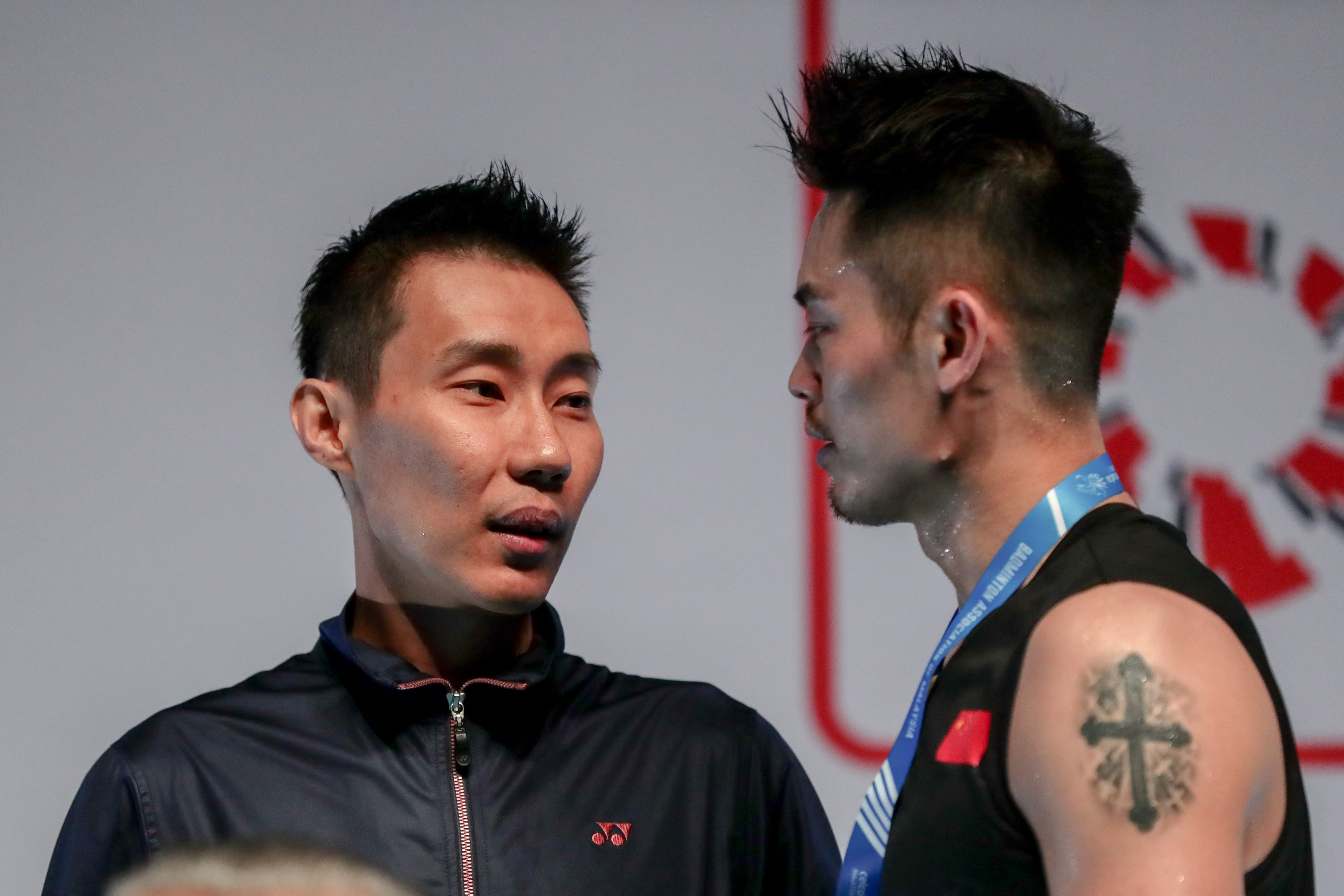 包含马来西亚羽毛球队横扫英格兰羽毛球队，林丹绝境逆转的词条