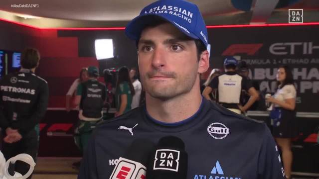 包含哈斯车队逆转梅赛德斯，塞恩斯刷新纪录的词条