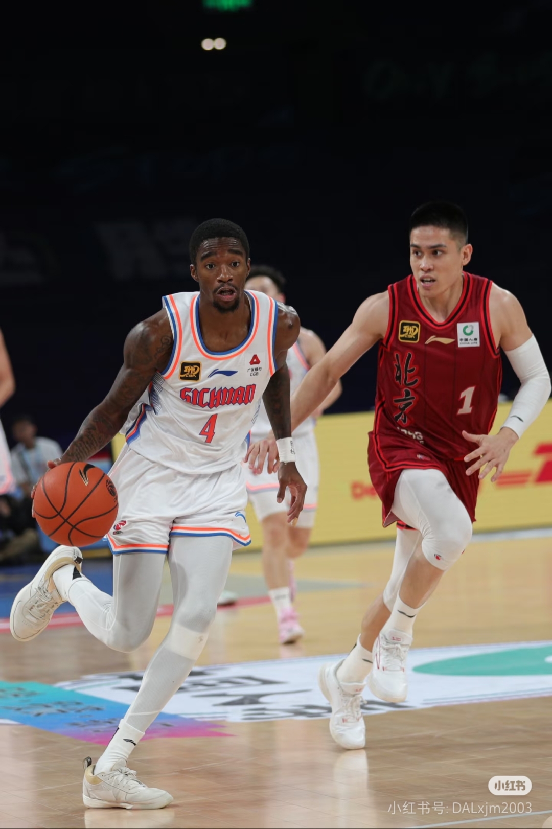 福建队横扫青岛队，詹姆斯状态火热的简单介绍