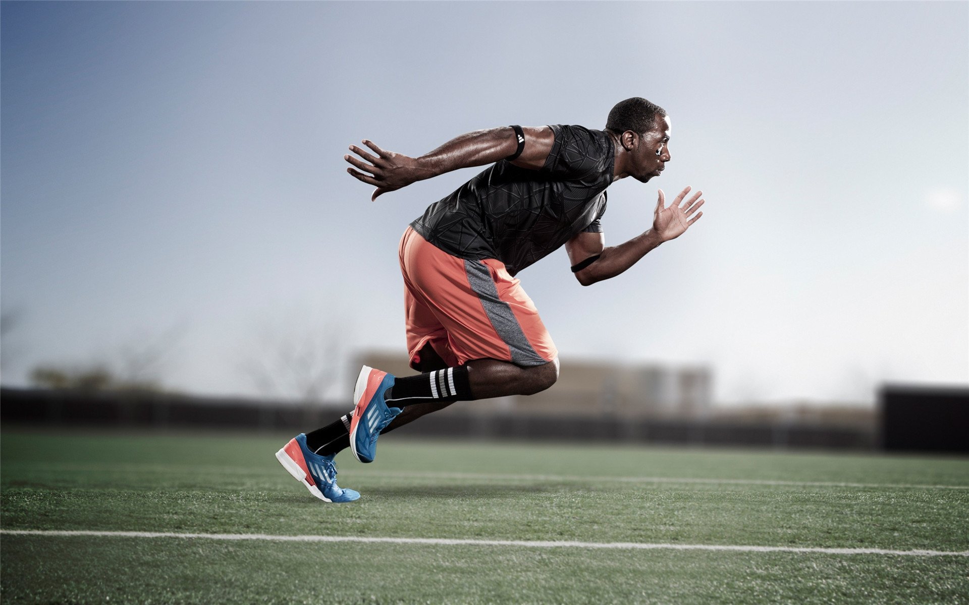 世界杯之夜，哈利伯顿扛起全队