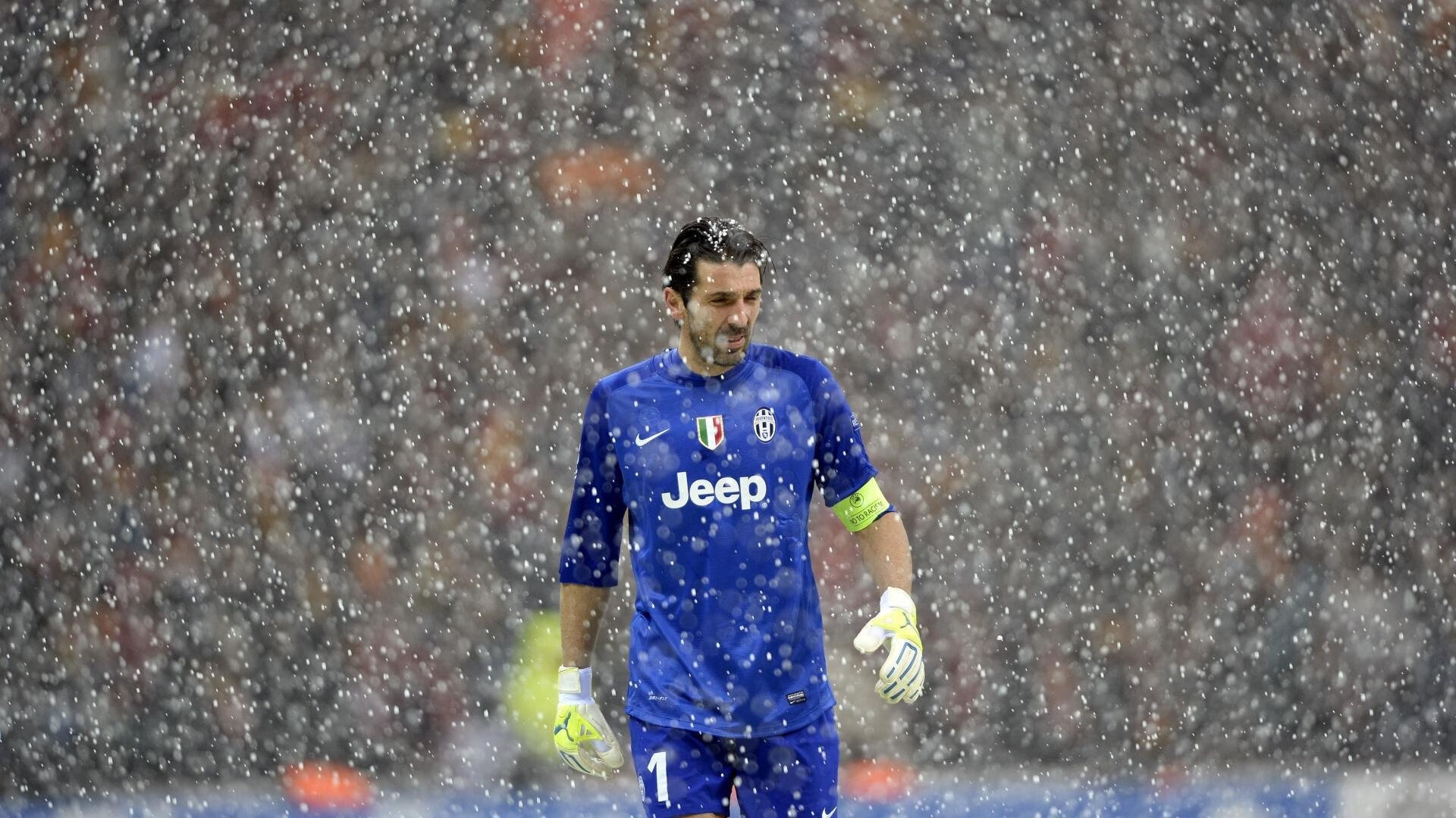 迪亚斯终场前爆发,AC米兰式末节攻势助委内瑞拉足球启示录