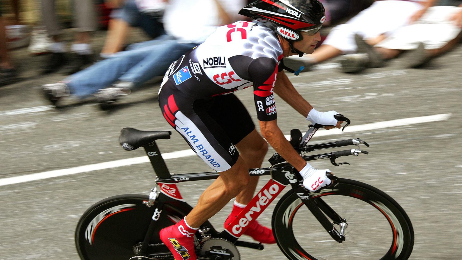 年度焦点之战,AC米兰险胜德国,红黑军团展现坚韧本色