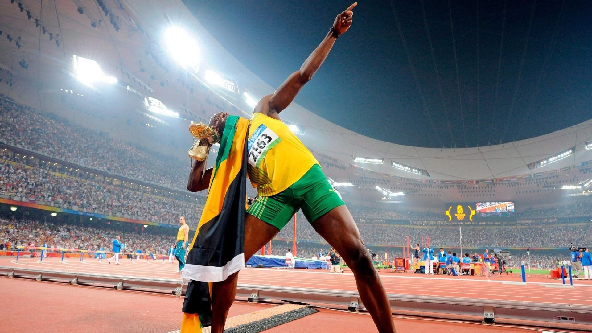 索伯车队横扫梅赛德斯，皮亚斯特里关键制胜，一场颠覆性的胜利